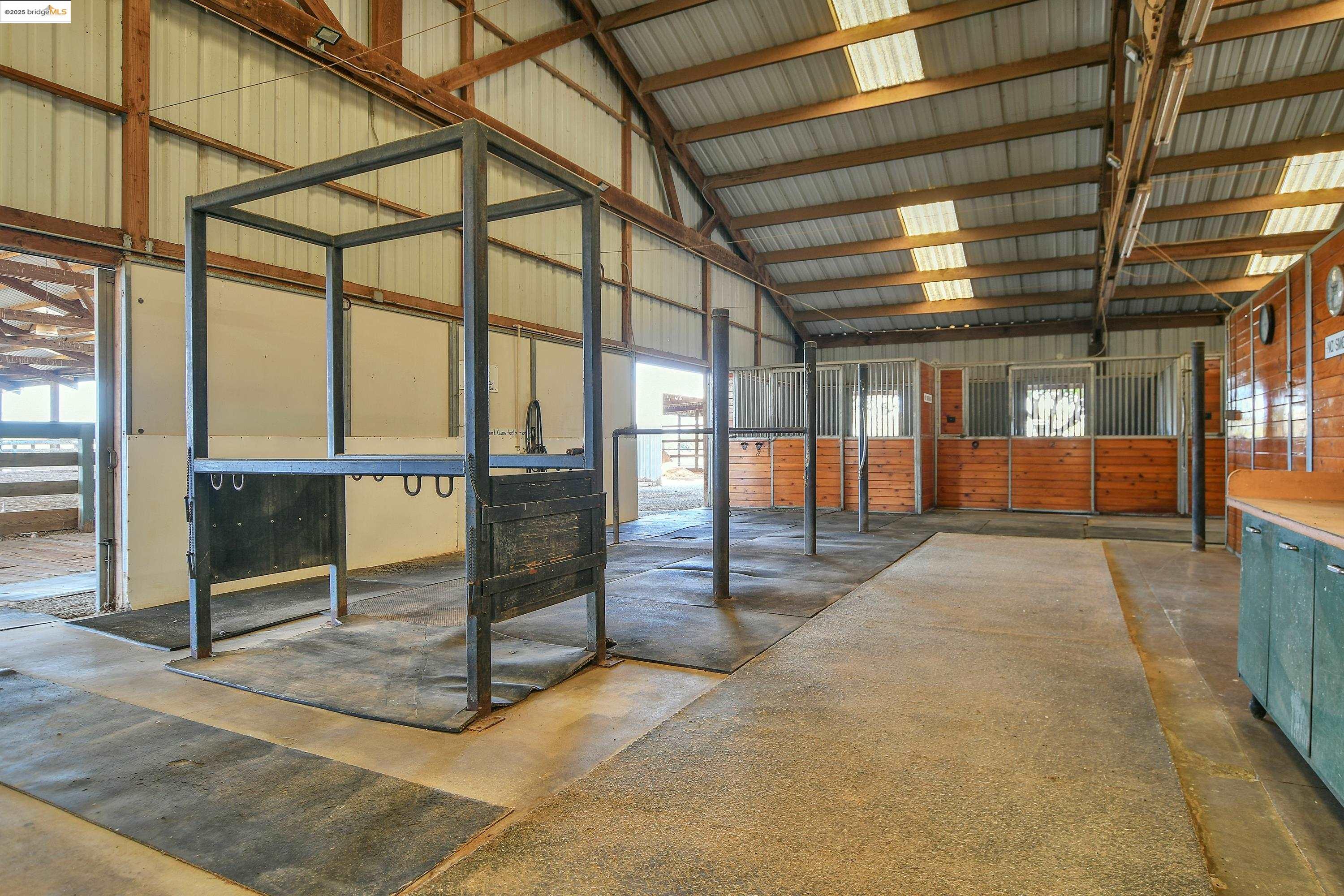 23701 Marsh Creek Road Brentwood, CA 94513 - Photo 38 of 52 View of stable