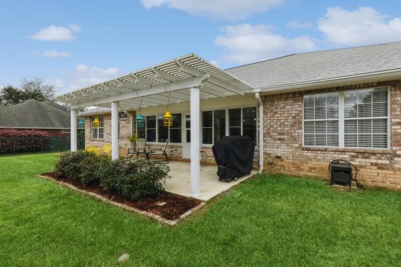 2903 Chancery Lane Crestview, FL 32539 - Photo 35 of 43 front view of a house with a yard