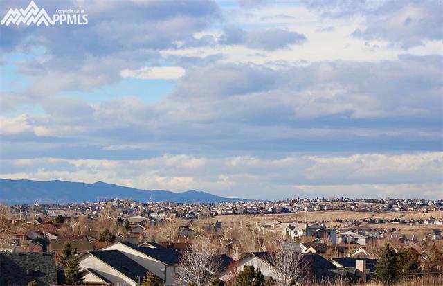 5325 Prominence Point Colorado Springs, CO 80923 - Photo 3 of 20 Gallery Image 3
