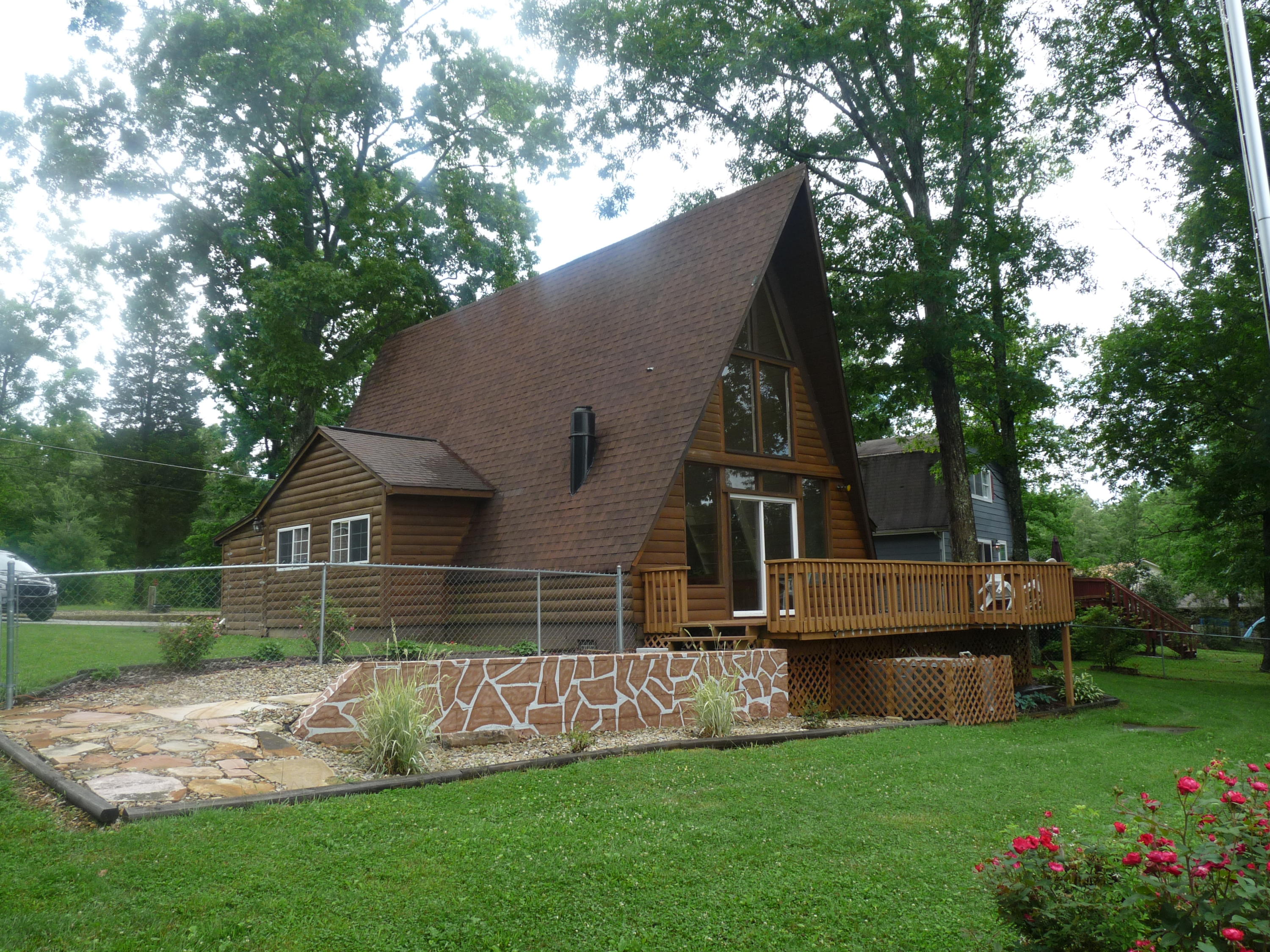 1620 Cherokee Road East Crossville, TN 38572 - Photo 32 of 40 Back of house
