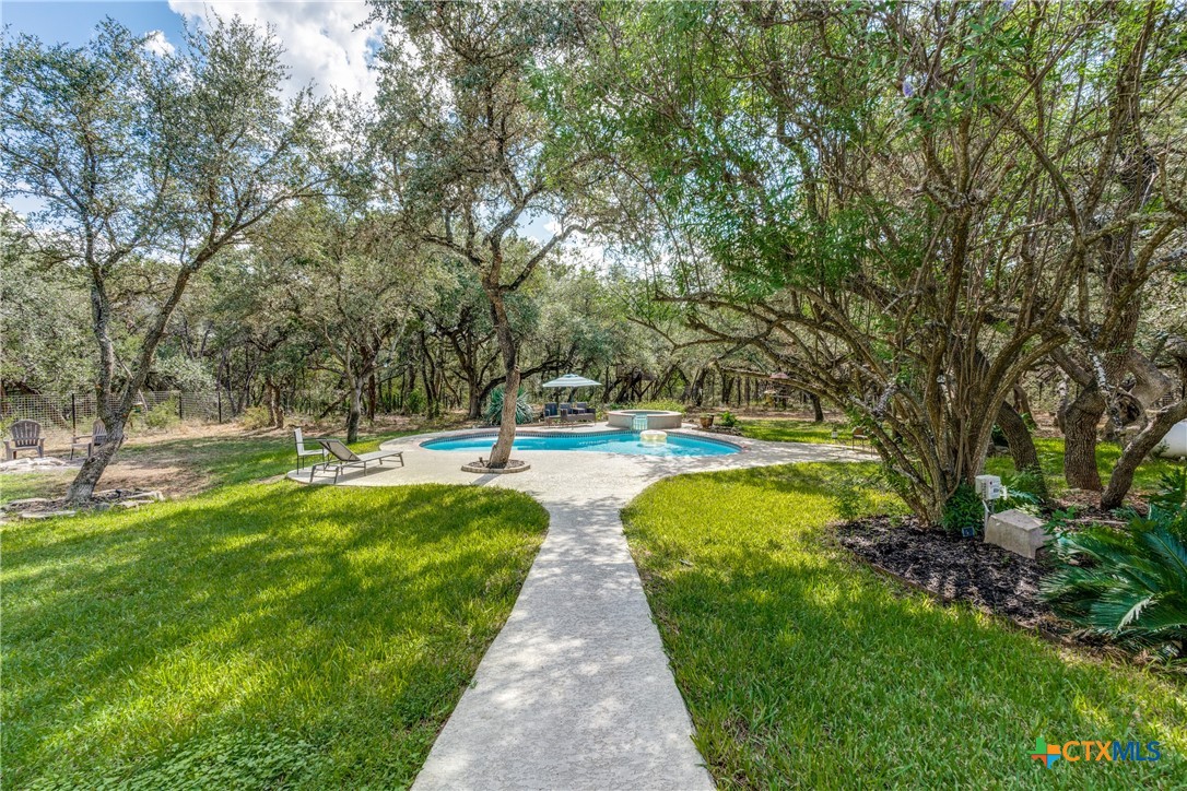 25867 Lewis Ranch Road New Braunfels, TX 78132 - Photo 4 of 42