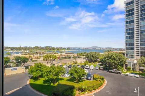 $2,985,000 | 1750 Avenida Del Mundo, Unit 309, Coronado, CA 92118