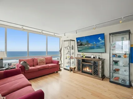 $2,985,000 | 1750 Avenida Del Mundo, Unit 309, Coronado, CA 92118