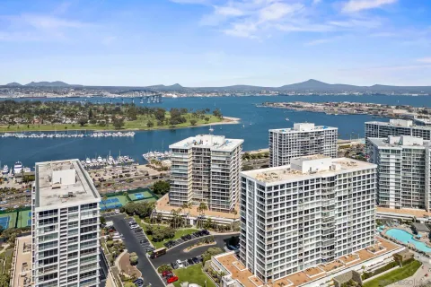 $2,985,000 | 1750 Avenida Del Mundo, Unit 309, Coronado, CA 92118