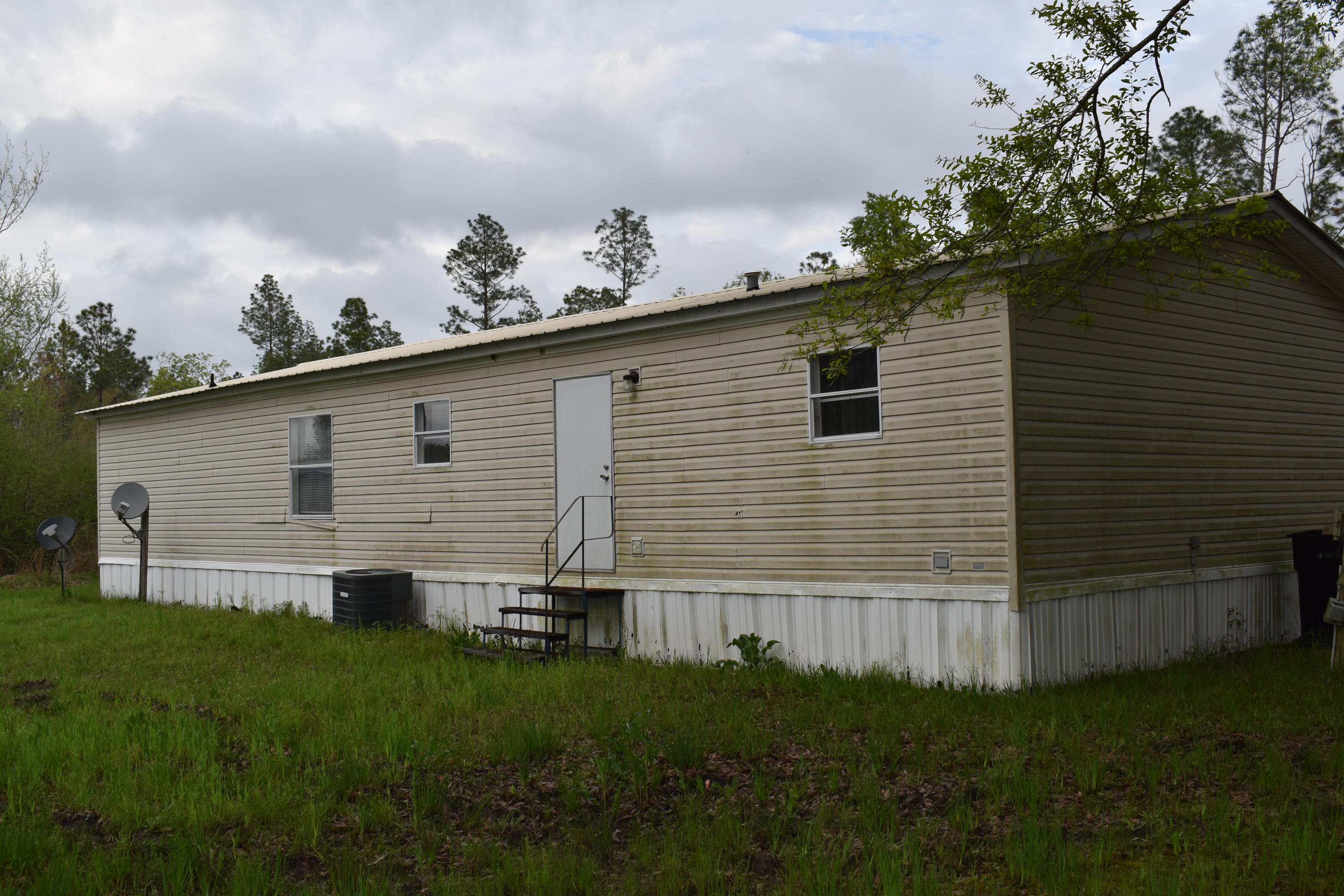 3653 Old Hickory Pond Road Cottondale, FL 32431 - Photo 31 of 40