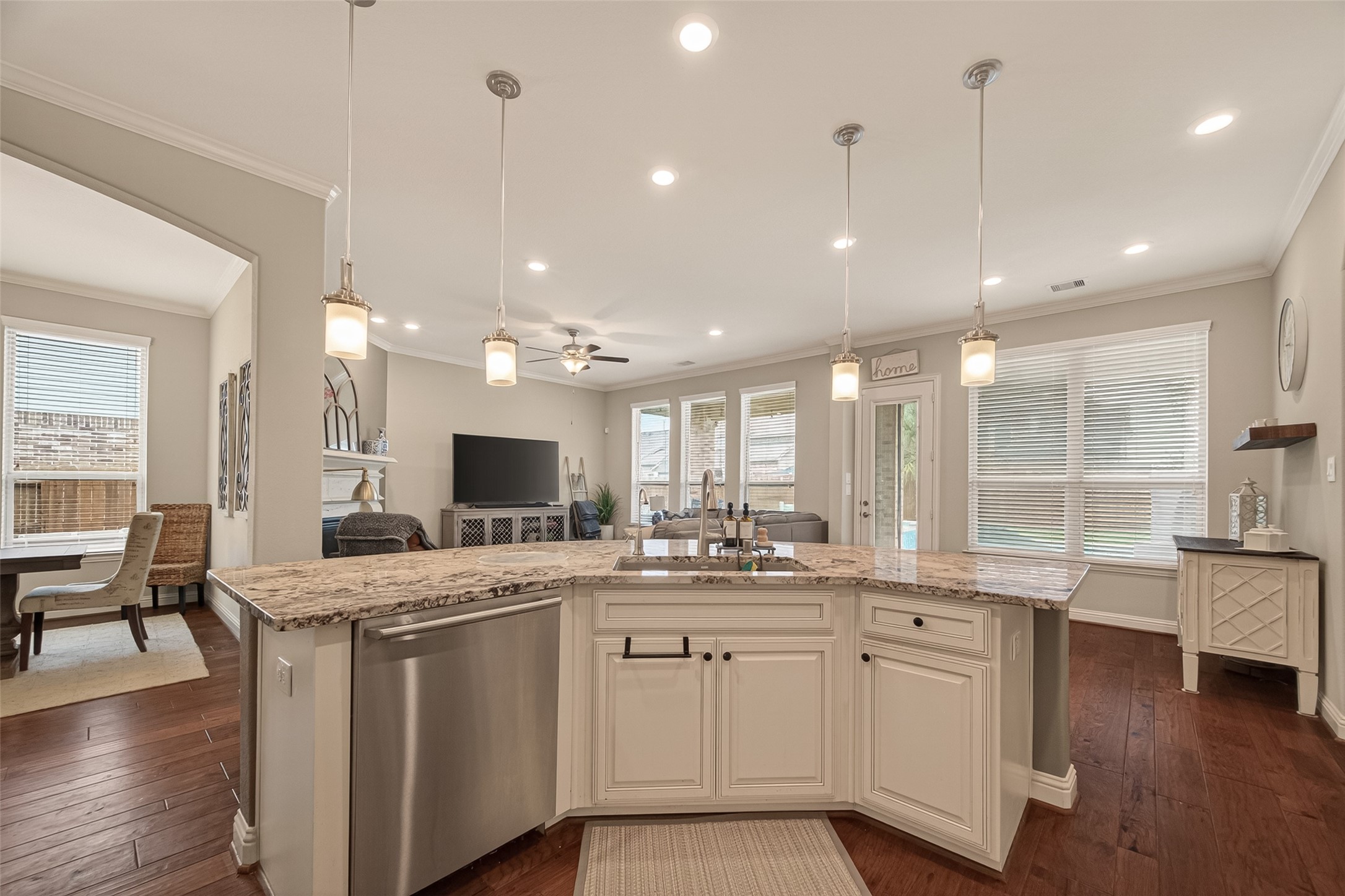 4311 Kestrel Ridge Court Manvel, TX 77578 - Photo 8 of 48