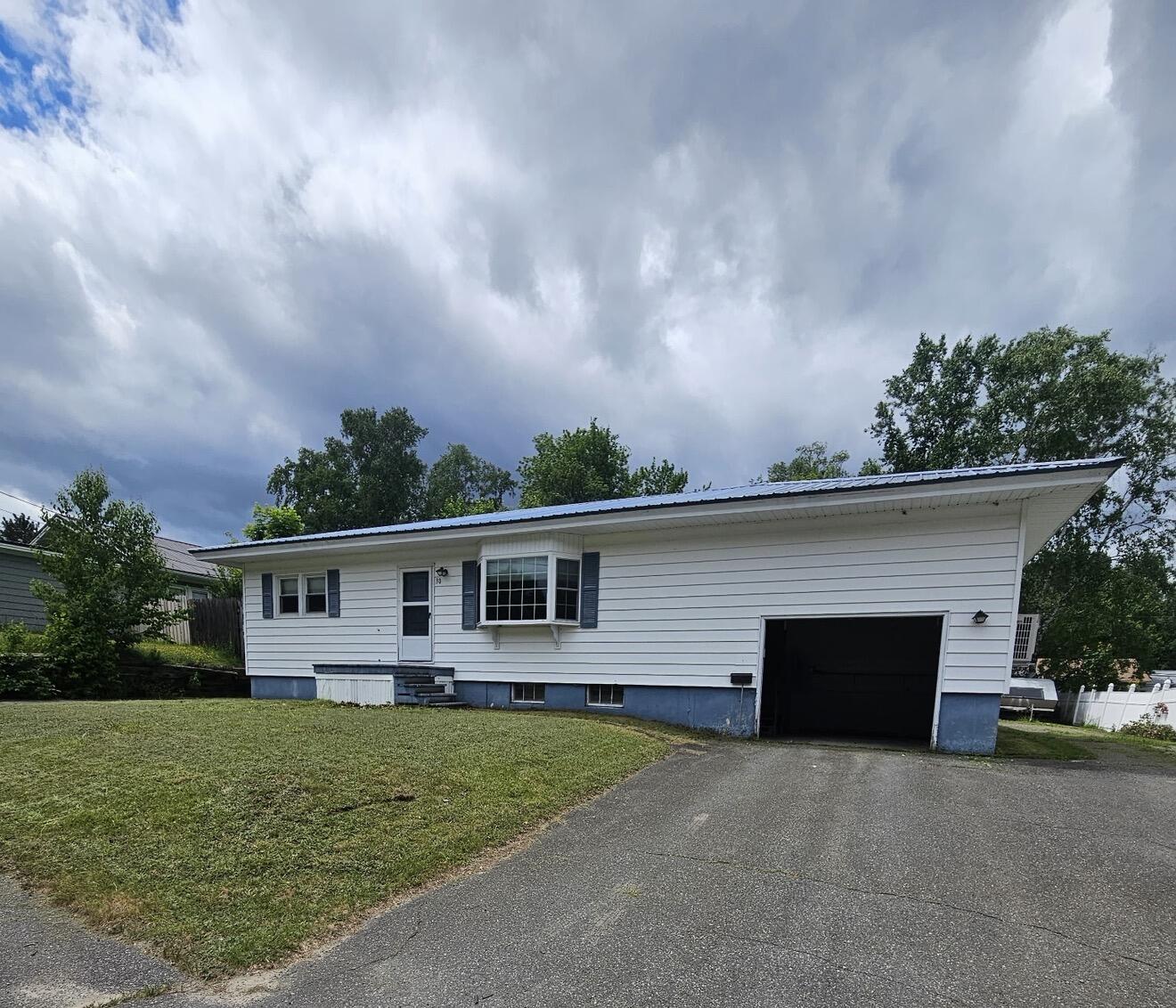 30 Ohio Street Millinocket, ME 04462 - Photo 2 of 15