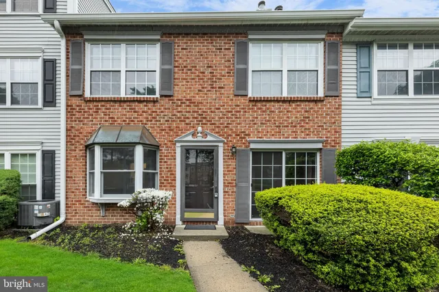 $2,500 | 66 Cheverny Court, Hamilton, NJ 08619
