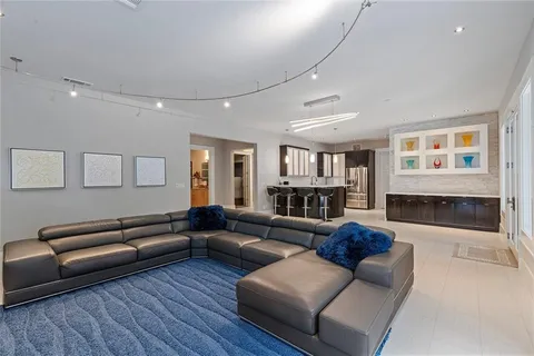 $2,850,000 | 4915 Northway Drive Northeast, Sandy Springs, GA 30342