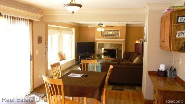24367 Roma Rdg Drive Novi, MI 48374 - Photo 4 of 11 View from Kitchen into Family Rm