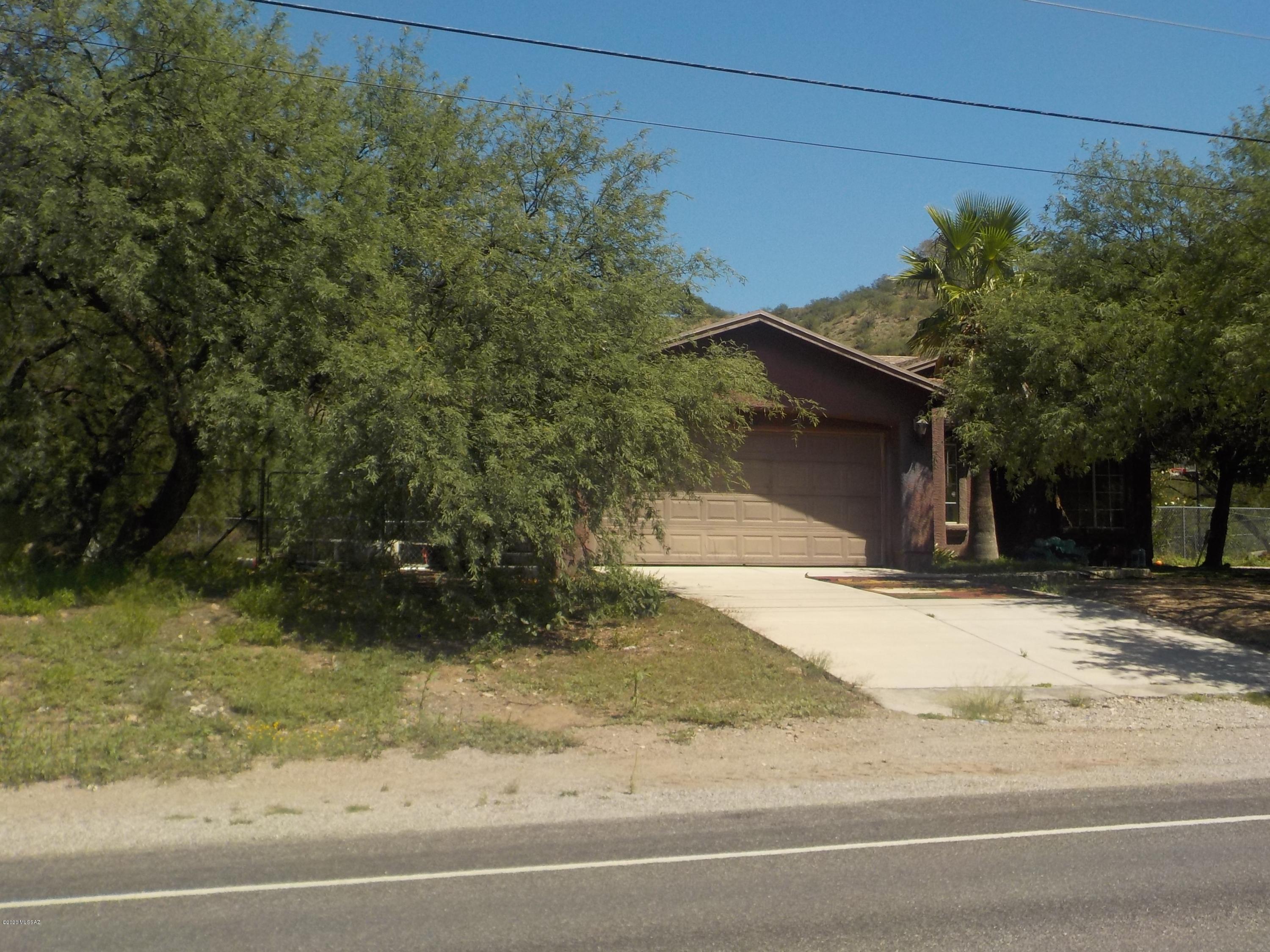 1271 Pendleton Drive Rio Rico, AZ 85648 - Photo 3 of 4