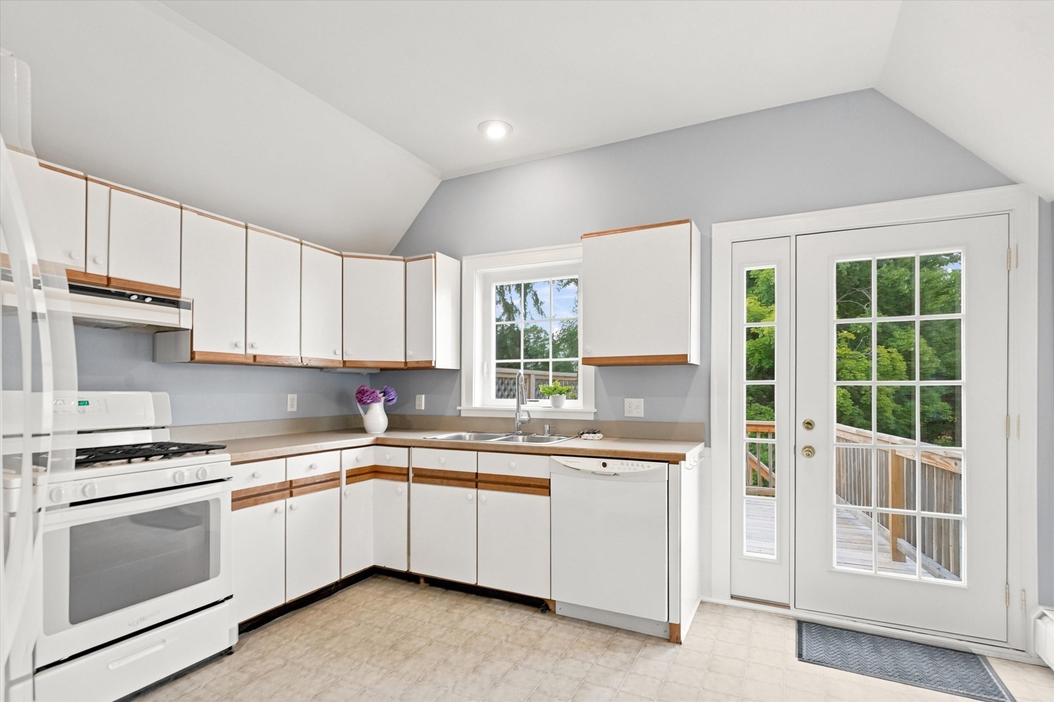 58 Morton Street Andover, MA 01810 - Photo 14 of 26 Gallery Image 14