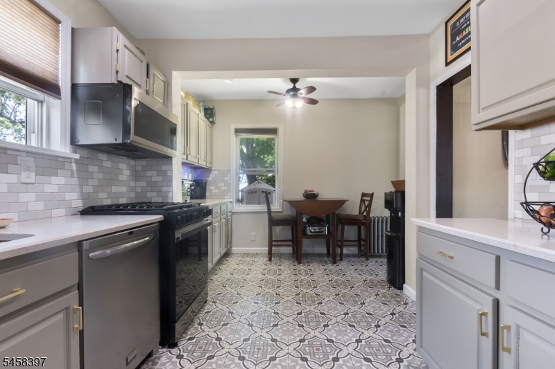 330 Simons Avenue Hackensack, NJ 07601 - Photo 20 of 39 Gallery Image 20