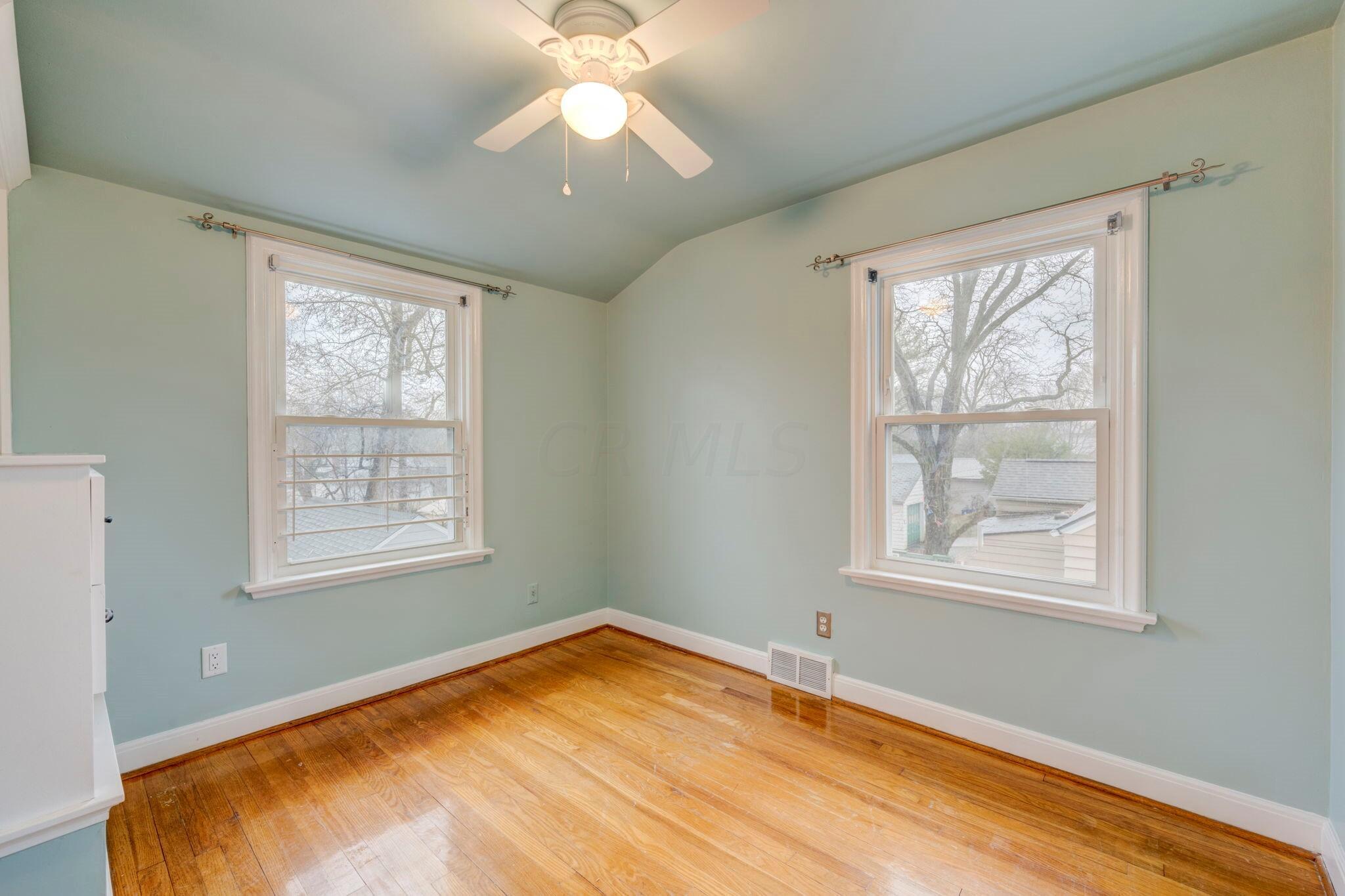 621 Garden Road Columbus, OH 43214 - Photo 19 of 38 Bedroom # 1