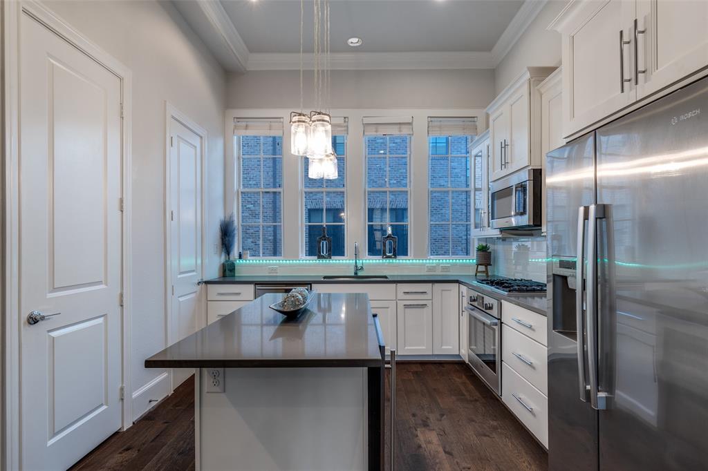 4120 Runyon Road Addison, TX 75001 - Photo 11 of 25 Gallery Image 11