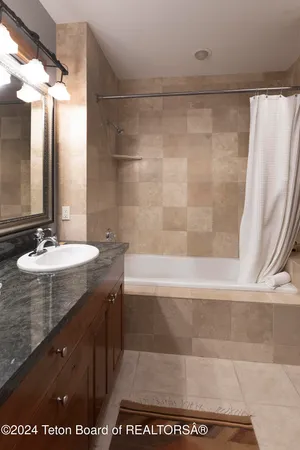 $2,750,000 | 531 Snow King Loop, Unit 3130, Jackson, WY 83001