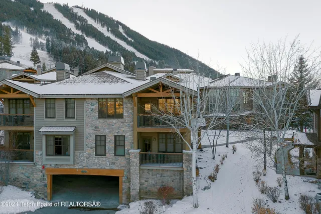 $2,750,000 | 531 Snow King Loop, Unit 3130, Jackson, WY 83001