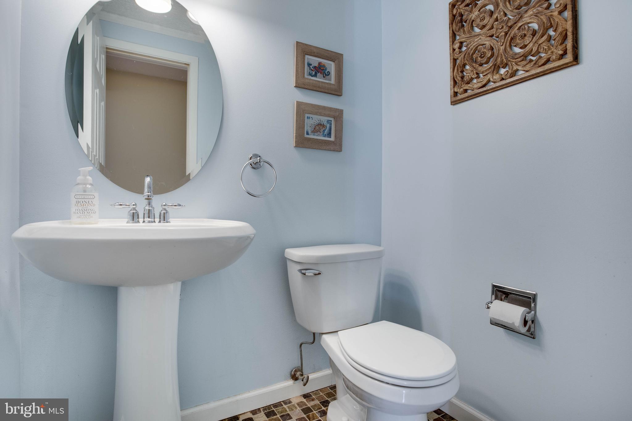 379 Yorkshire Lane Riva, MD 21140 - Photo 15 of 71 Gallery Image 15
