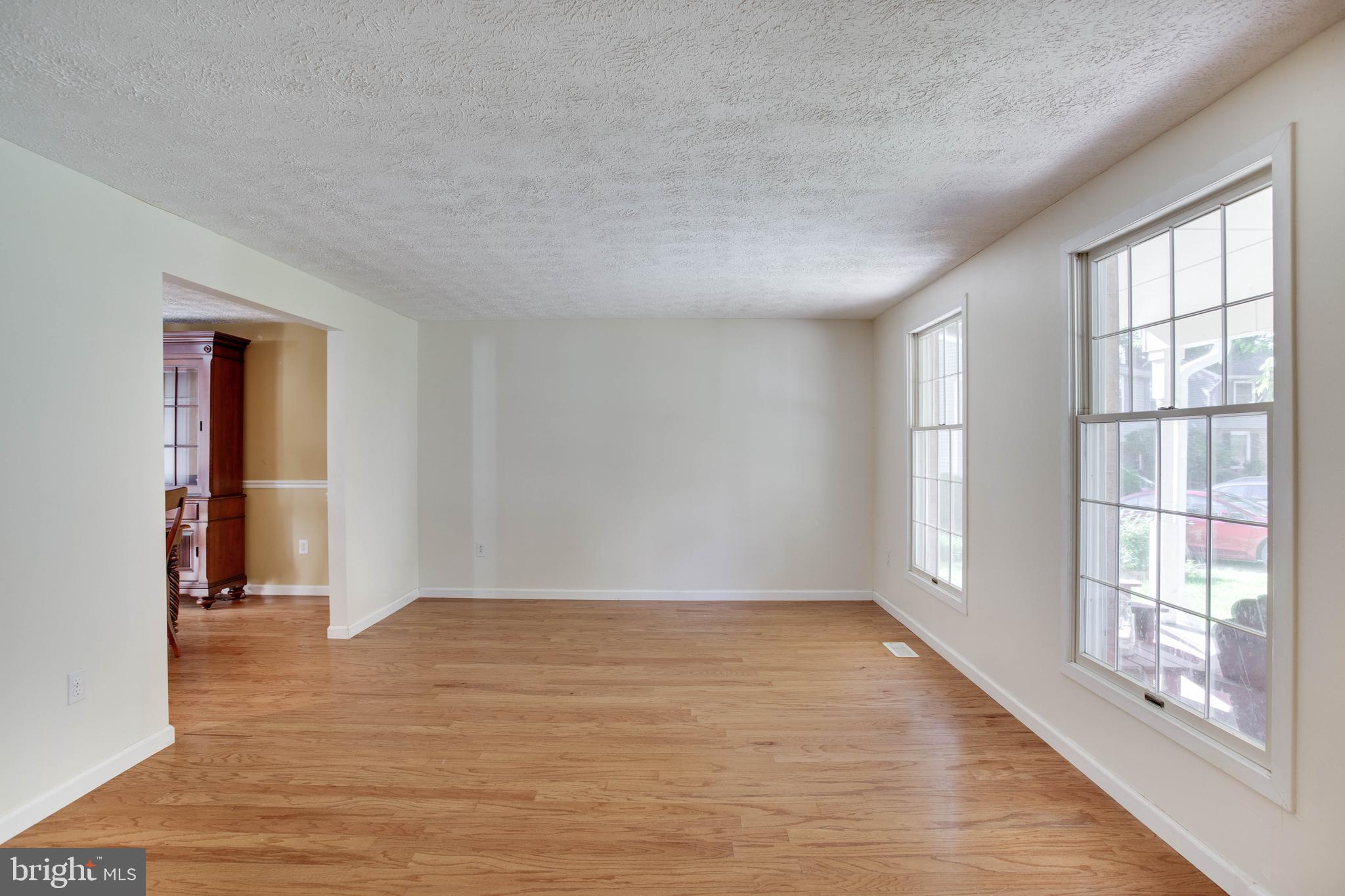 379 Yorkshire Lane Riva, MD 21140 - Photo 10 of 71 Gallery Image 10
