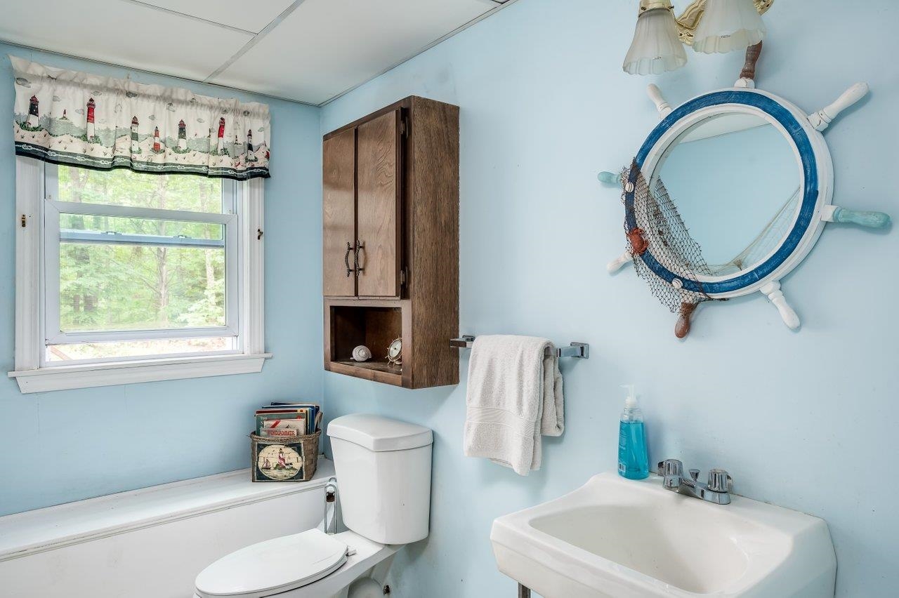 63 Rockrimmon Road Kingston, NH 03848 - Photo 27 of 40 Gallery Image 27