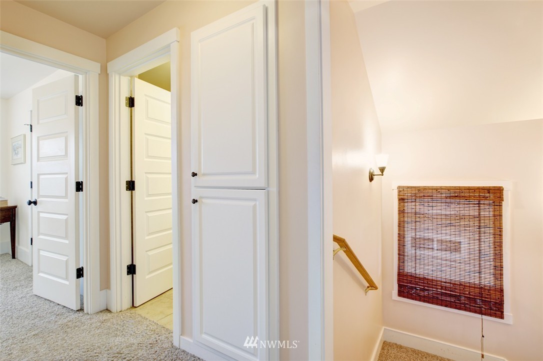 1124 South Sheridan Avenue Tacoma, WA 98405 - Photo 15 of 25