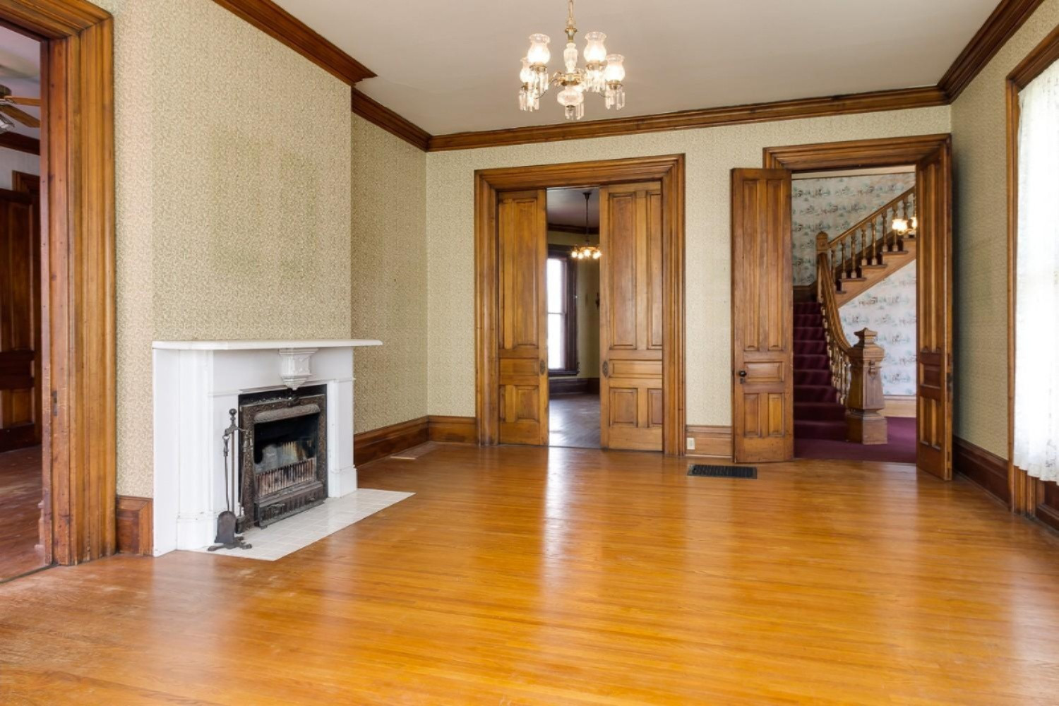402 Walnut Street Three Rivers, MI 49093 - Photo 6 of 15 402 Walnut St-103
