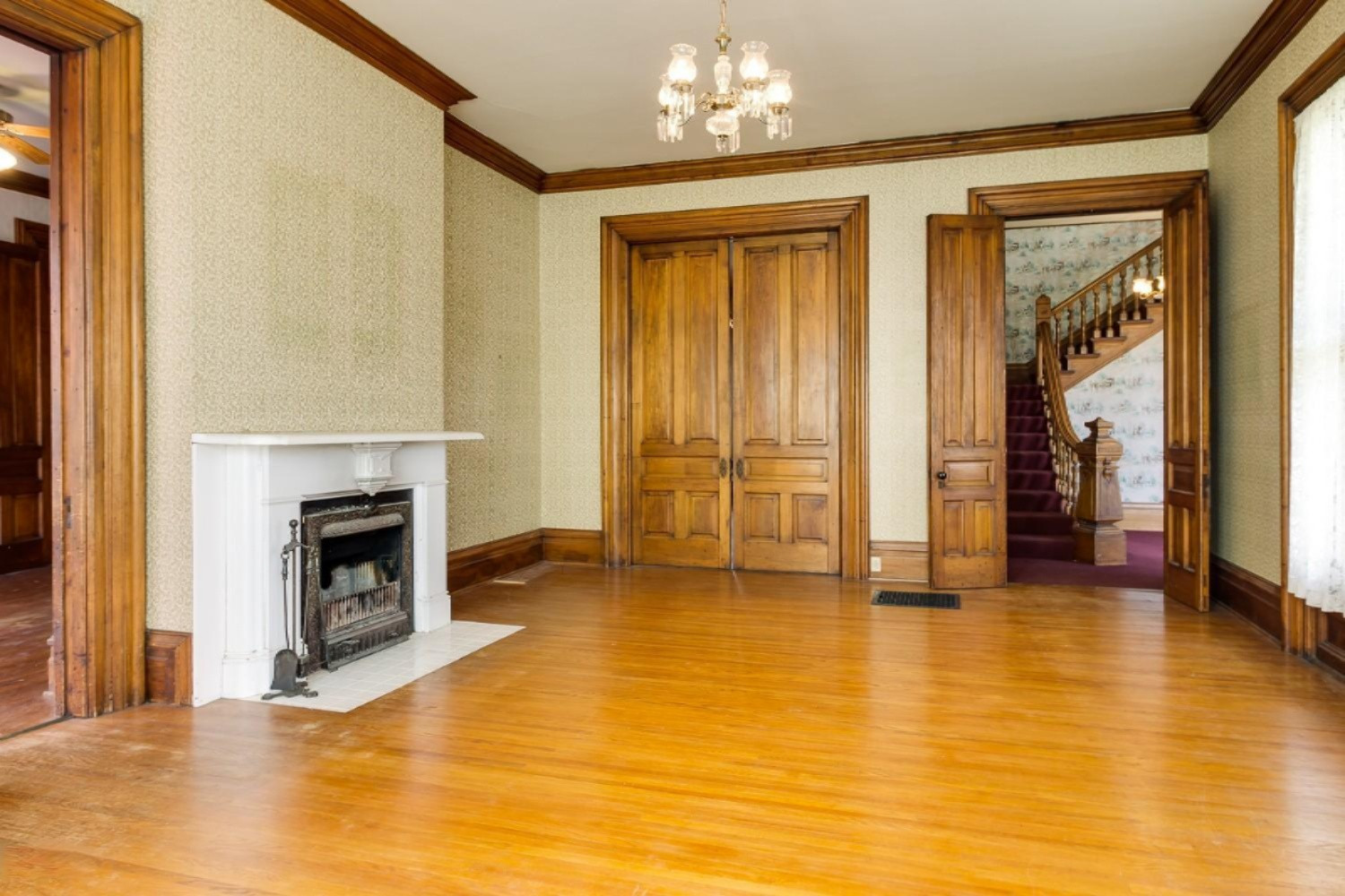 402 Walnut Street Three Rivers, MI 49093 - Photo 7 of 15 402 Walnut St-104