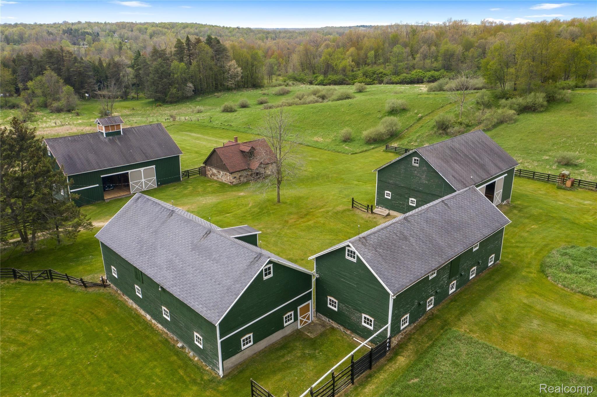 4350 Barber Road Metamora, MI 48455 - Photo 38 of 60 4350 Barber Rd Metamora TwpMay 22, 202053.jpg