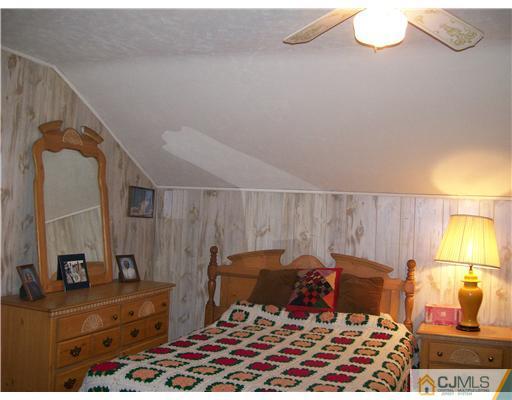 348 Ralph Street Somerset, NJ 08873 - Photo 7 of 9 Gallery Image 7