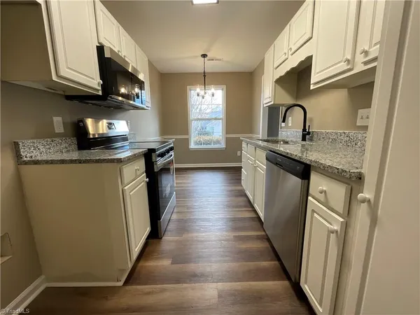 $1,675 | 154 Wesley Harris Circle, Greensboro, NC 27455