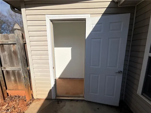 $1,675 | 154 Wesley Harris Circle, Greensboro, NC 27455