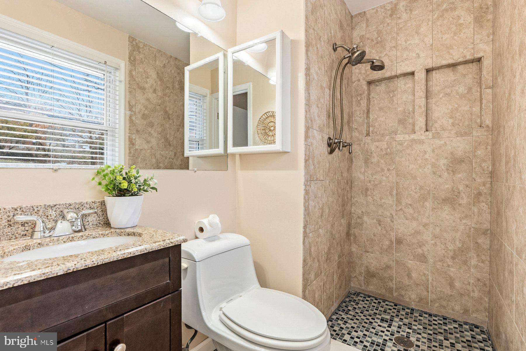 910 Crestwick Road Towson, MD 21286 - Photo 14 of 34