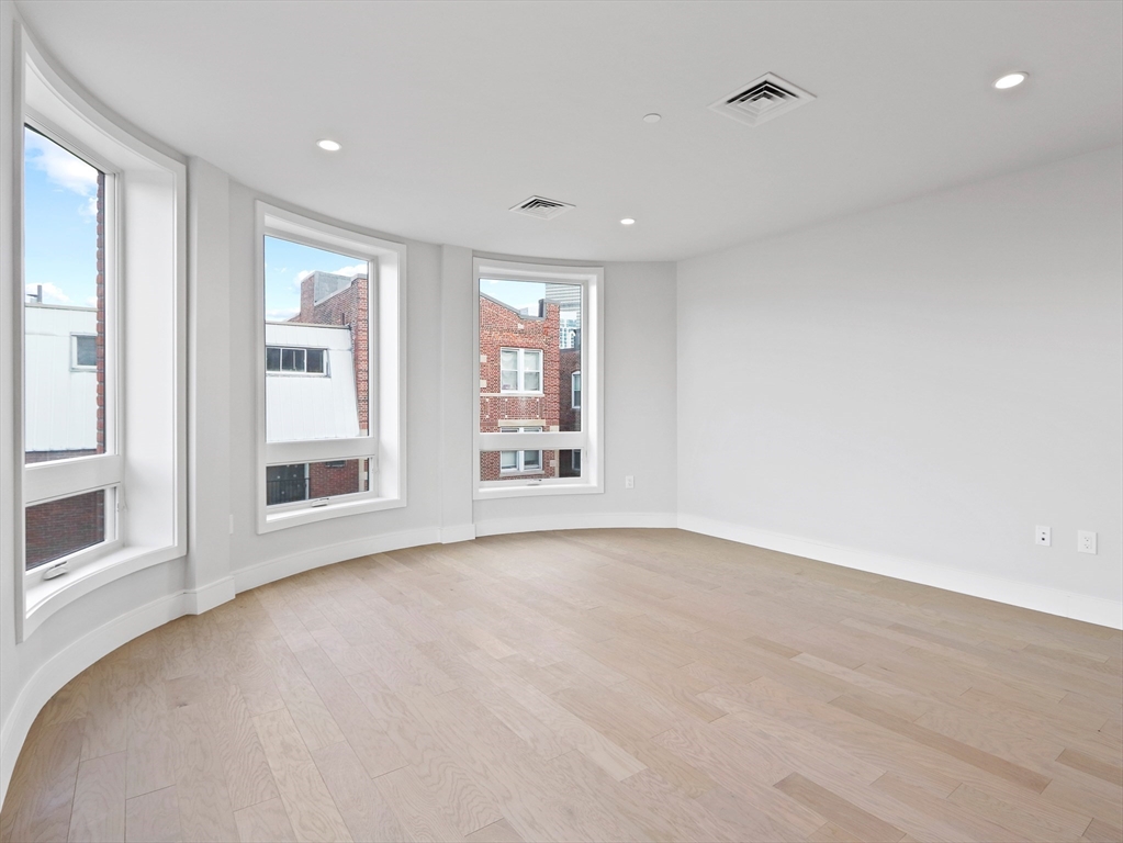 44-50 Symphony Road, Unit 404 Boston, MA 02115 - Photo 8 of 29