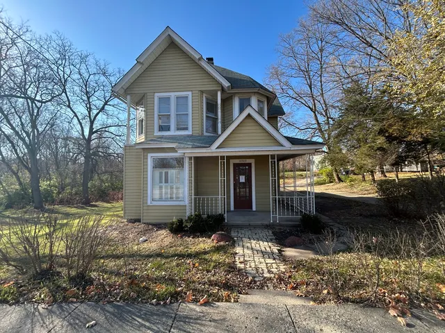 $149,900 | 10509 North Main Street, Richmond, IL 60071