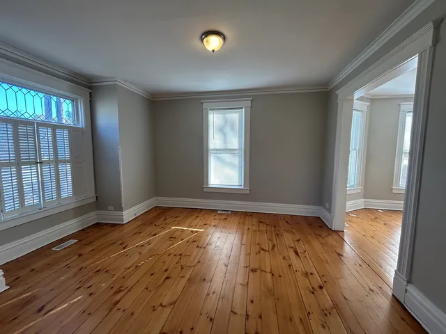 $149,900 | 10509 North Main Street, Richmond, IL 60071