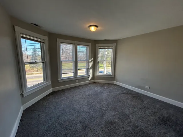 $149,900 | 10509 North Main Street, Richmond, IL 60071