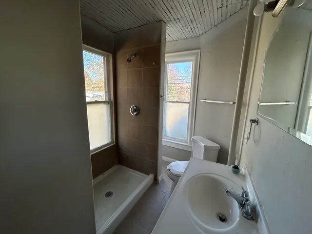 $149,900 | 10509 North Main Street, Richmond, IL 60071