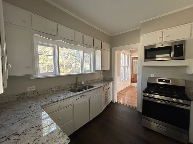 $149,900 | 10509 North Main Street, Richmond, IL 60071