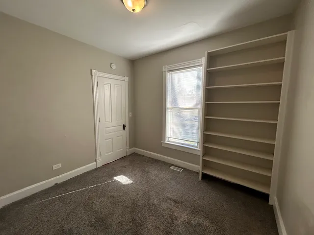 $149,900 | 10509 North Main Street, Richmond, IL 60071