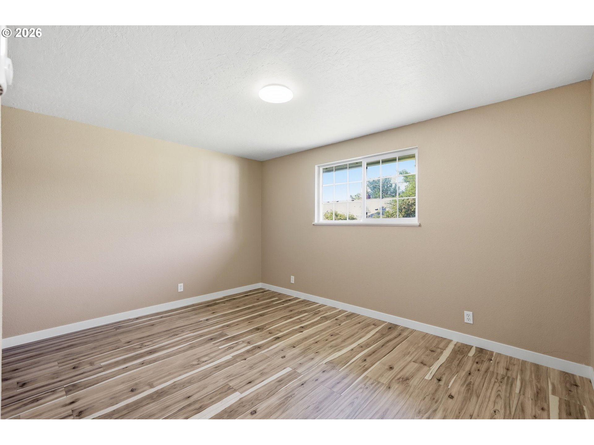 1705 Brewer Avenue Eugene, OR 97401 - Photo 25 of 38