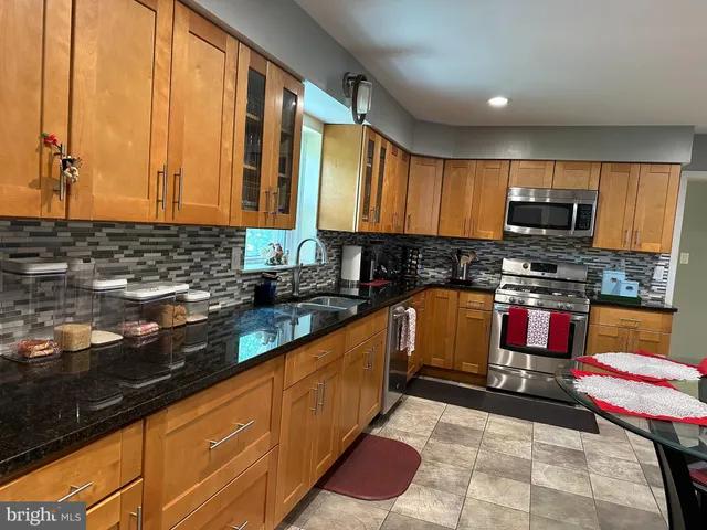 $649,990 | 10117 Chickadee Lane, Adelphi, MD 20783