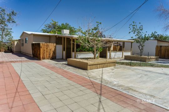 417 North Alvord Street Ridgecrest, CA 93555 - Photo 34 of 35 a view of a house