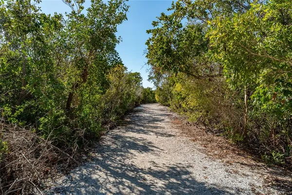 $349,900 | 5408 Eagles Point Circle, Unit 302, Sarasota, FL 34231