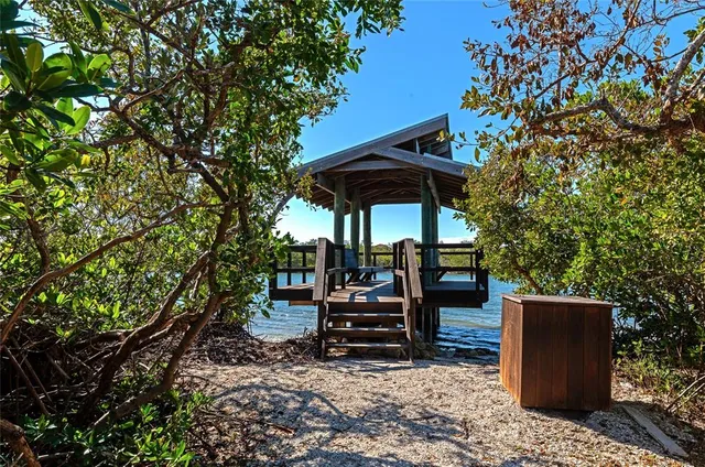 $479,000 | 5408 Eagles Point Circle, Unit 302, Sarasota, FL 34231