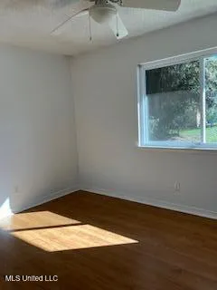 $2,250 | 1109 Le Badine Court, Ocean Springs, MS 39564