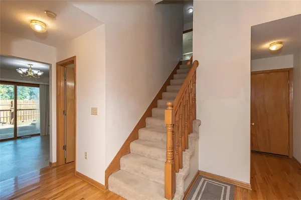 $370,000 | 1303 Pin Oak Circle, Ottawa, KS 66067