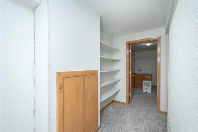 $380,000 | 1303 Pin Oak Circle, Ottawa, KS 66067