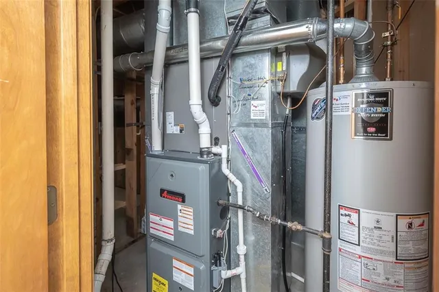 $380,000 | 1303 Pin Oak Circle, Ottawa, KS 66067