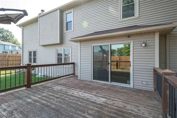 $370,000 | 1303 Pin Oak Circle, Ottawa, KS 66067
