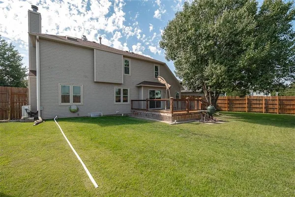 $370,000 | 1303 Pin Oak Circle, Ottawa, KS 66067